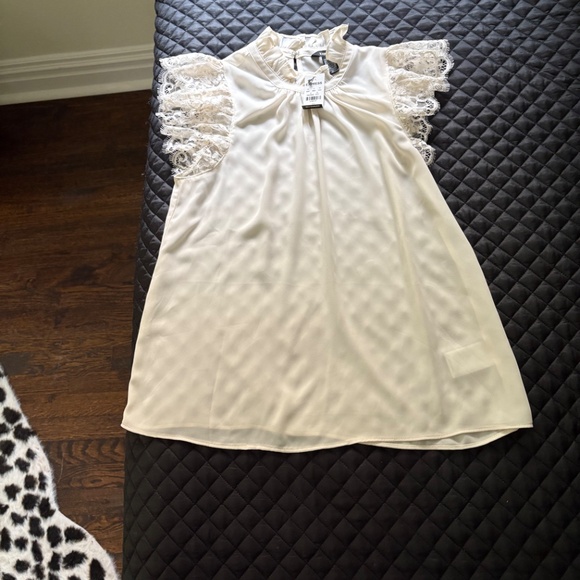 NEW Express Conscious Edit Sleeveless Off-White Blouse, Size XS - Picture 9 of 10